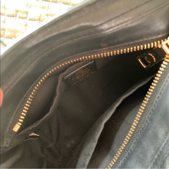 Auth Rare Coach Metallic Swagger Crossbody Purse - Picture 3 of 8